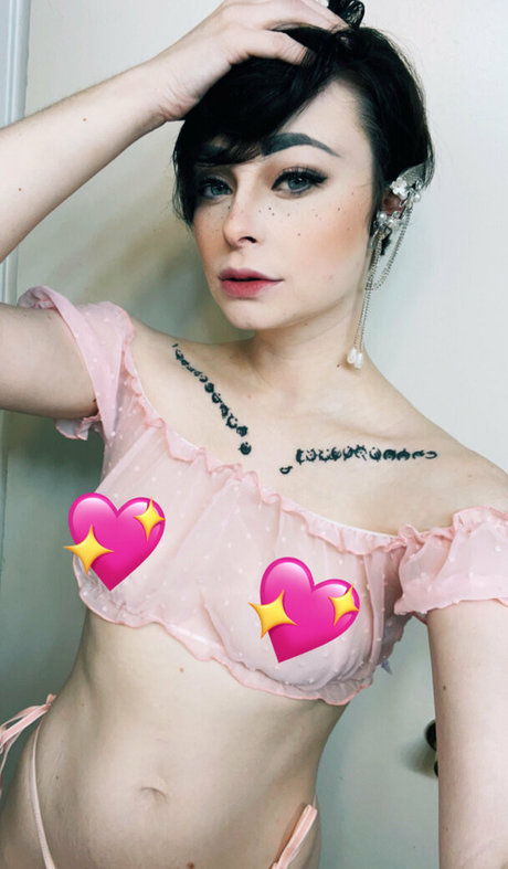 Harlihero modelo caliente foto