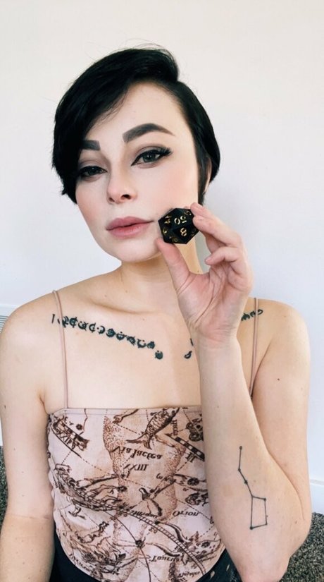 Harlihero actrice nue archive