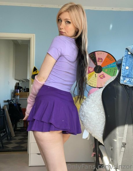 sinzor nude pornstar gallery
