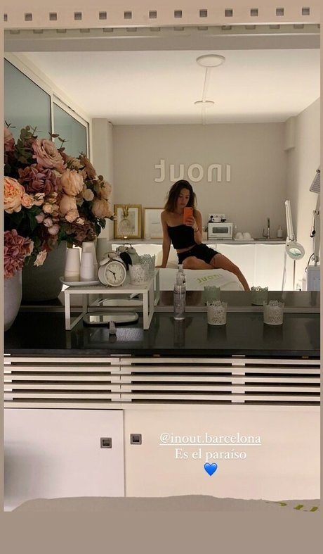 Anna Castillo modelo erótico imágenes