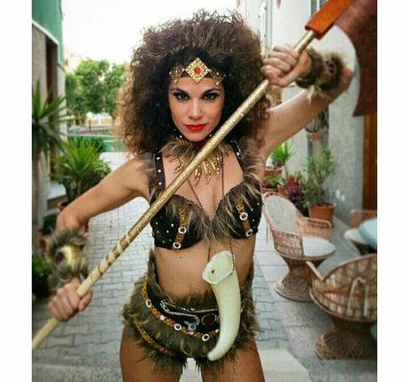 Ariadna Hafez adult model img