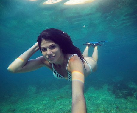 Ariadna Hafez actriz erótica galerías