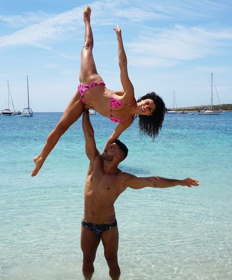 Ariadna Hafez étoile magnifique archive