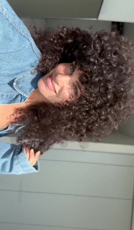 Ariadna Hafez art de star du porno image