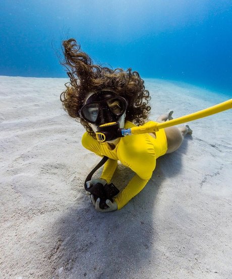 Ariadna Hafez modelo erótico imágenes