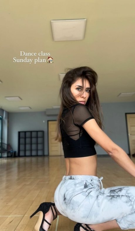 Gina Llebaria actriz libre fotos