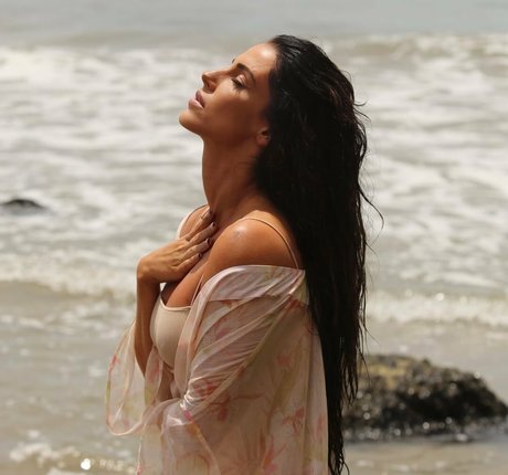 Jessica Lowndes estrella porno exclusiva archivo