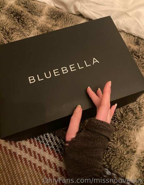 missnouveaux estrella caliente imágenes