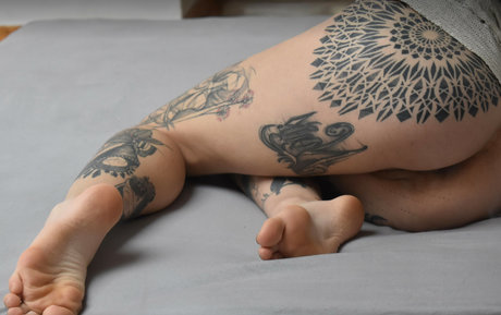 DarkLeaves star du porno gratuite galeries