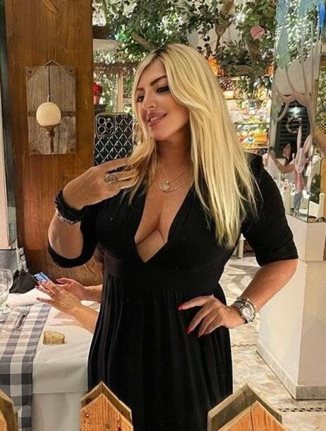 Flaviana Basta meilleure actrice images