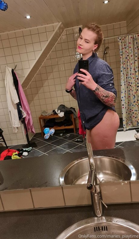 maries playtime star du porno xxx photo