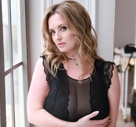 Maria Bodosova jolie actrice photos