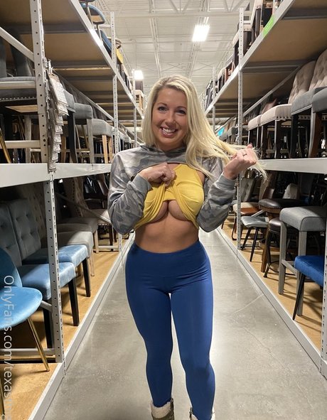 coño peludo de adolescente onlyfans caliente sexy imágenes