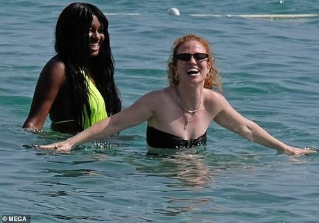 Jess Glynne modelo libre galerías