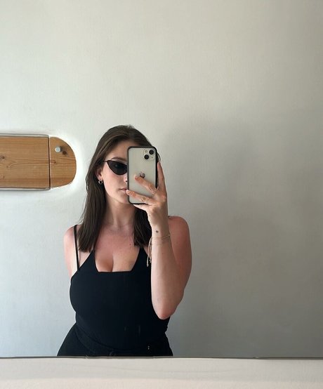 Josie L xxx pornstar pic