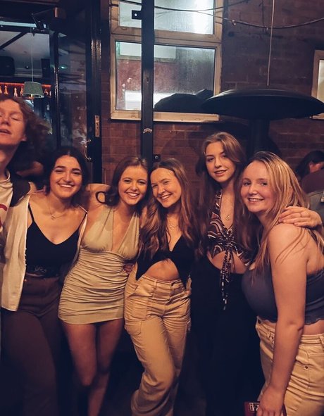 Katie O estrella porno de alta calidad archivo