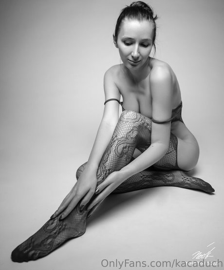 fingering pussy onlyfans adult image