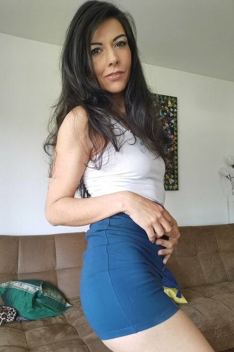 loucharmellefree actrice porno photos