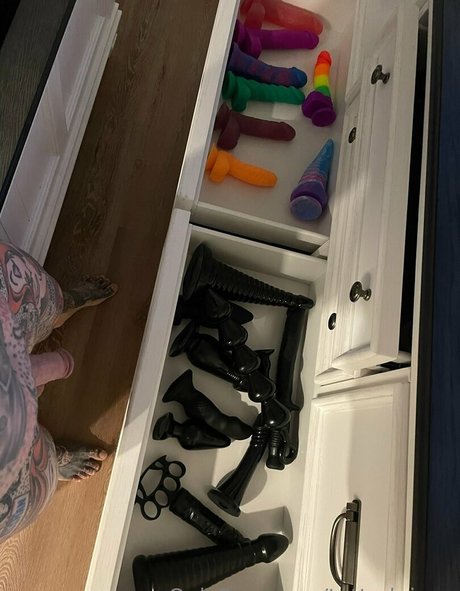 tattedgingy sex star gallery