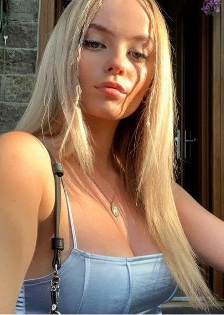 Amelia Eve Gibson estrella xxx archivo