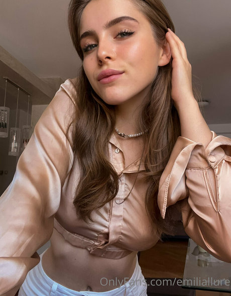 Emiliallure estrella imágenes