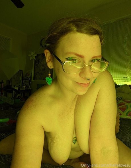 chellelovesu actrice exclusive archive