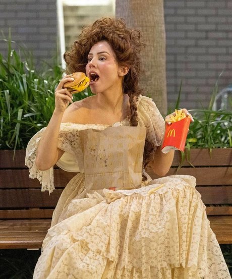 Nalopia modelo xxx galerías