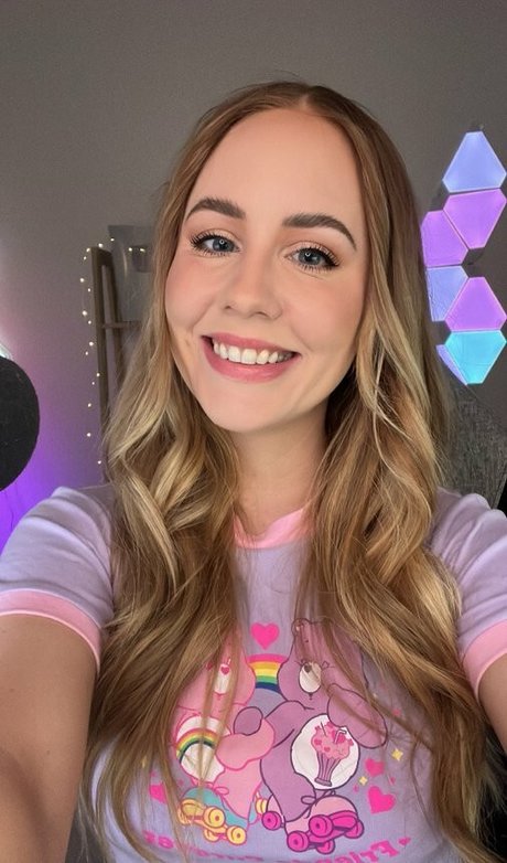 Nalopia star pornographique photo