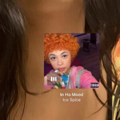 Iamcuddleful pornographic model pic