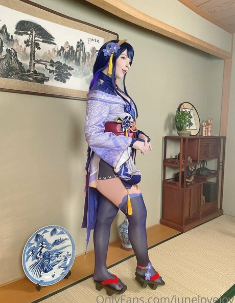 junelovejoy actriz atractiva fotos