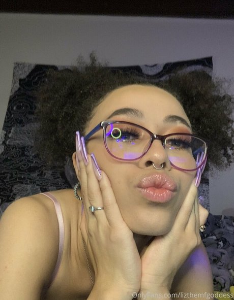 lizthemfgoddess étoile érotique images