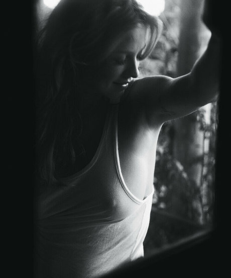 Luana Piovani estrella desnuda fotos