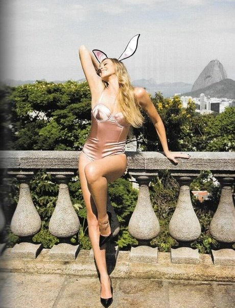 Luana Piovani modelo superior recopilación