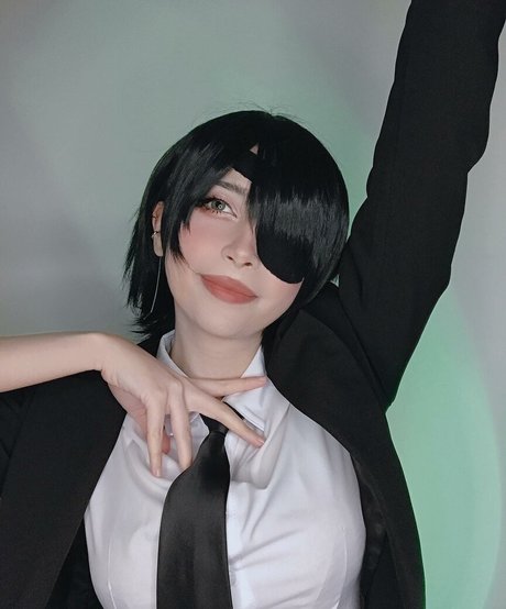 Miruqi étoile sexy photos