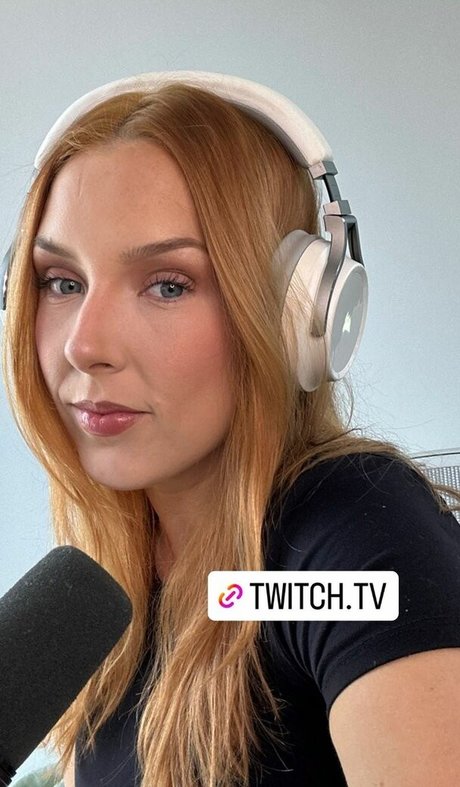 Tannar Eacott modèle chaud galerie