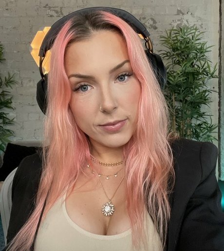 Tannar Eacott estrella hermosa fotos