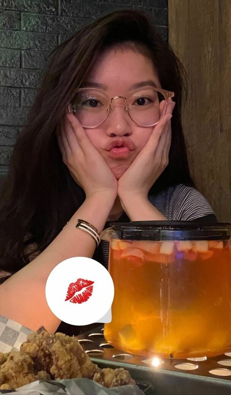 Fruitypoppin star du porno chaude galerie