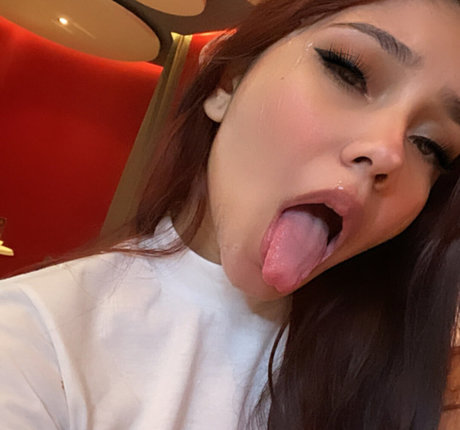 MoonAlessa star du porno des photos