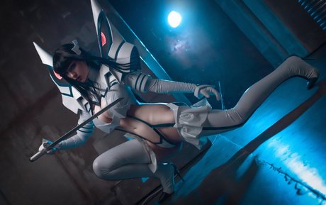 Hologana modèles nus des photos