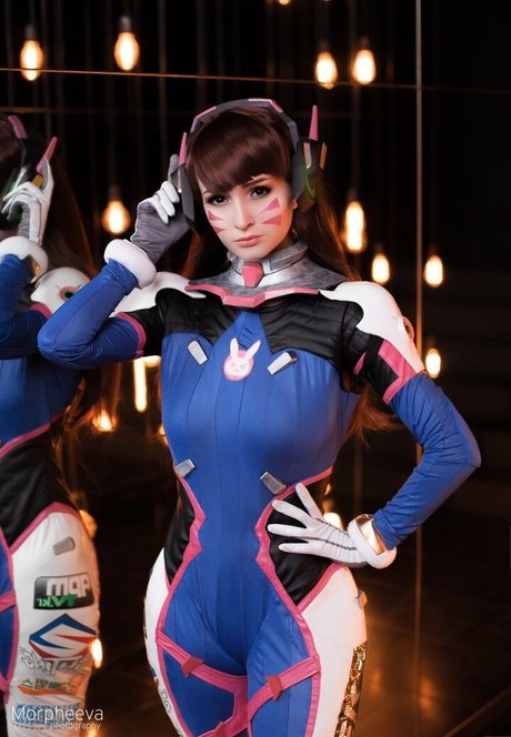 Hologana actrice nue image