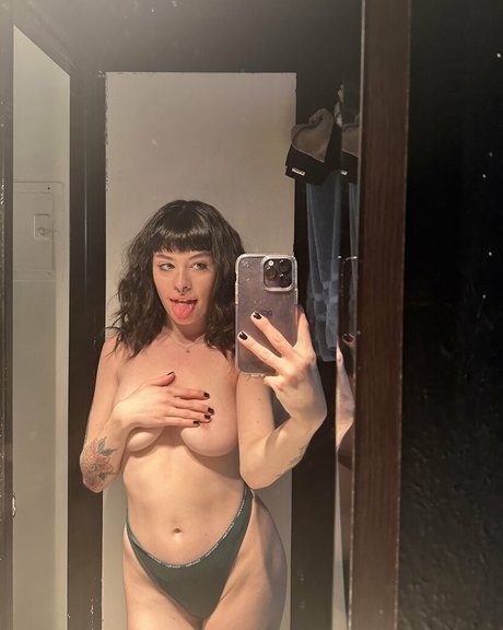 Strawberry bb estrella archivo