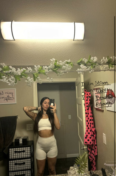 milf mom onlyfans free sex picture