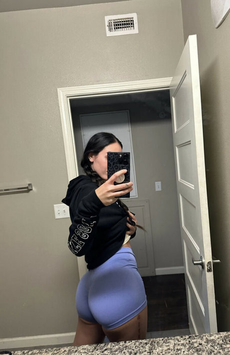 Tori Ortiz star photos