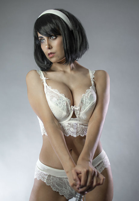 Khainsaw desnudos de estrellas porno fotos