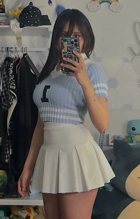 Neeko actriz desnuda archivo