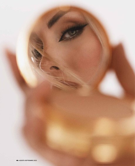 Maya Mazor model best picture