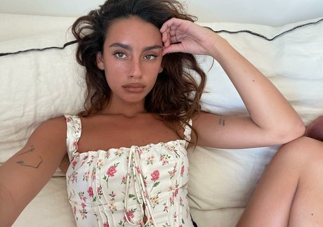 Carla Guetta Cohen desnudos de estrellas porno imágenes