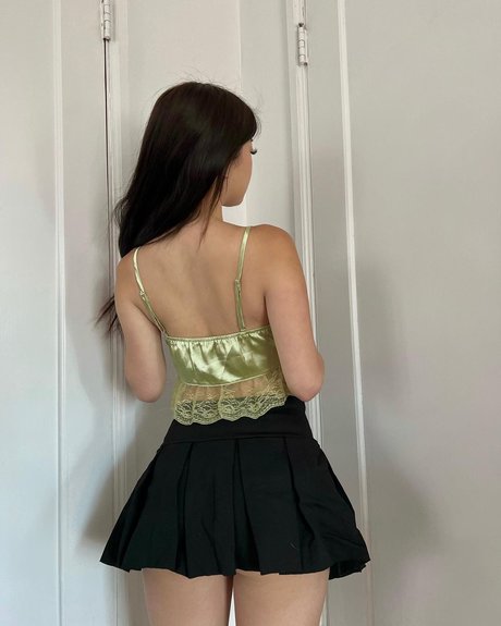 linawinaly modèle érotique galerie