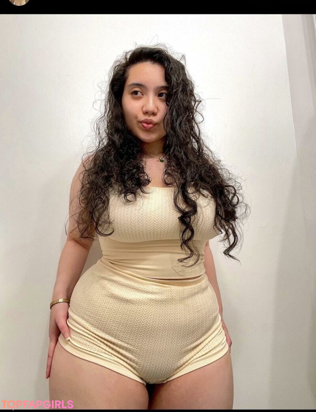 iokalissa étoile érotique des photos