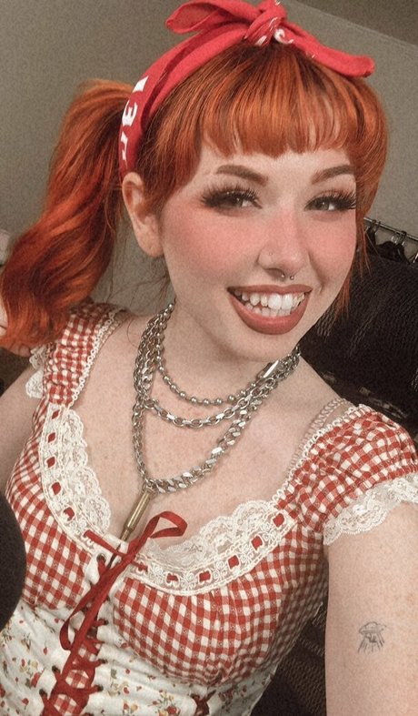 NotSaige bonita estrella porno galerías